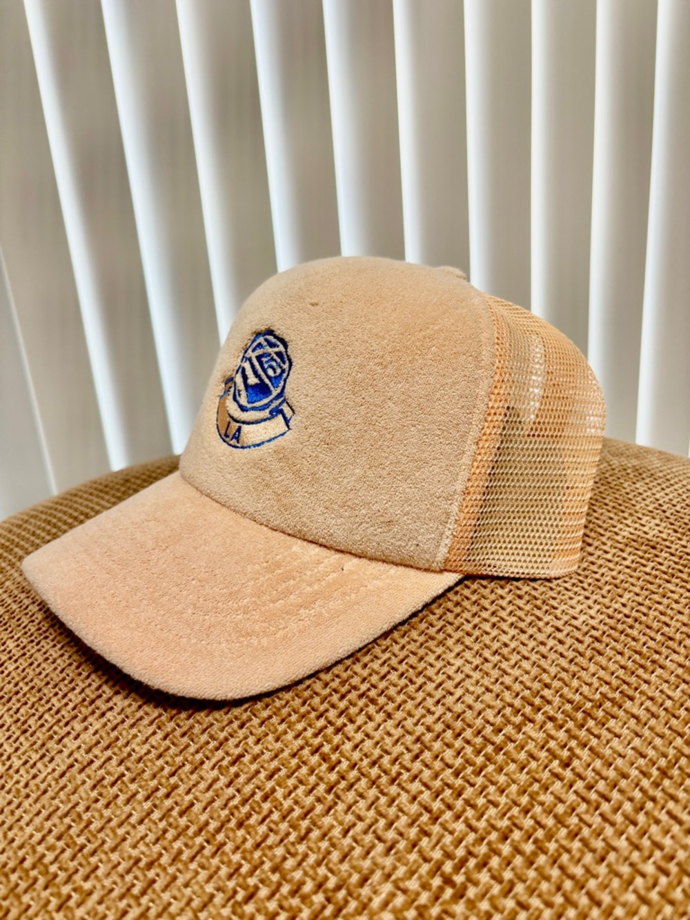 Free People Movement LA Dodgers Trucker Hat Snapback Soft Peach Embroidered - Picture 2 of 8